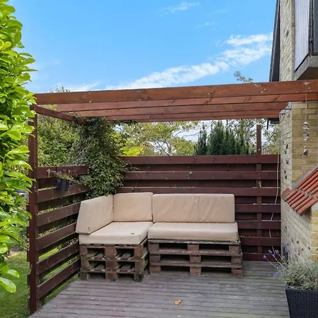 Ina - 210m From The Sea By Interhome