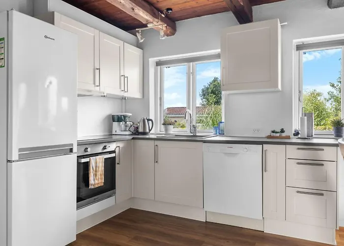 Ina - 210m From The Sea By Interhome *